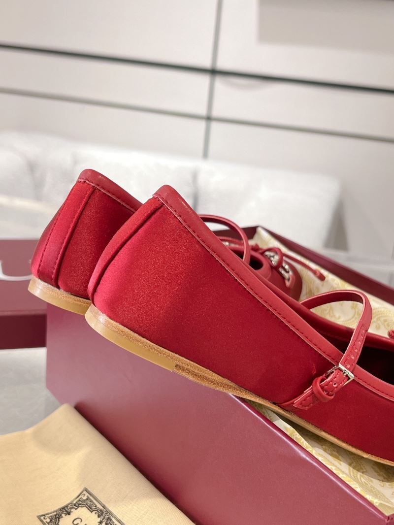 Gucci Flat Shoes